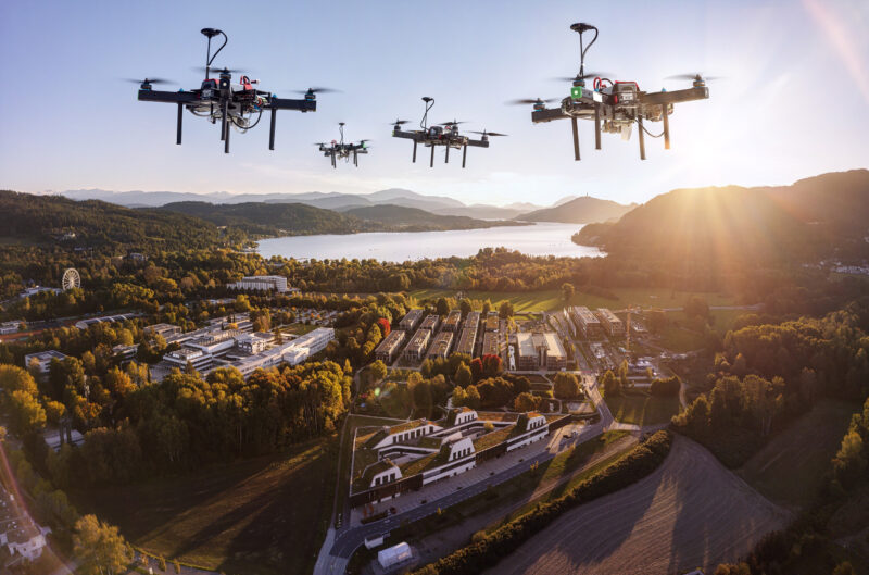 Zukunftstechnologie zum Anfassen: Im Foyer des Lakeside Parks wurden modernste Robotik-Systeme und KI-Anwendungen präsentiert.