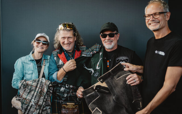 Bill Davidson in Kärntner Lederhose bei der European Bike Week am Faaker See
