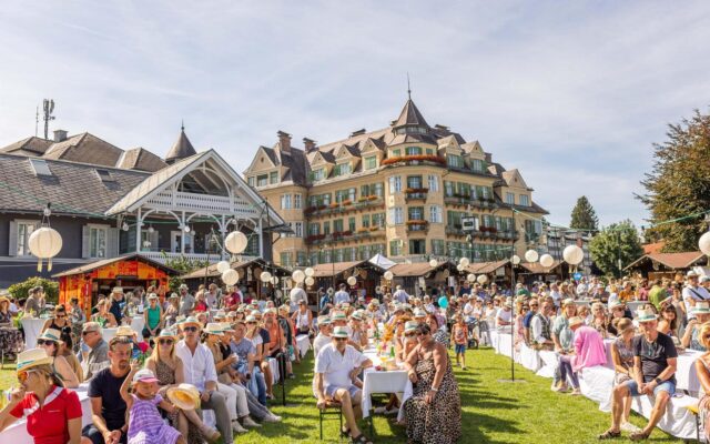Gelungener Saisonabschluss am Wörthersee: Musik, kulinarische Schmankerln und strahlender Sonnenschein prägten das dreitägige Festival in Velden.