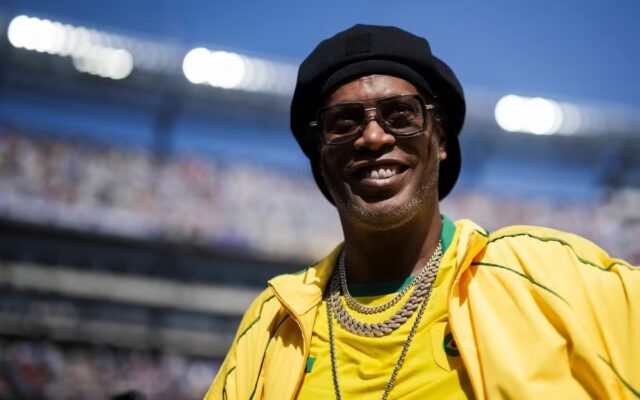 Samba-Zauber am Wörthersee: Weltfußballer Ronaldinho kommt am 26. September mit internationalen Wegbegleitern nach Klagenfurt.
